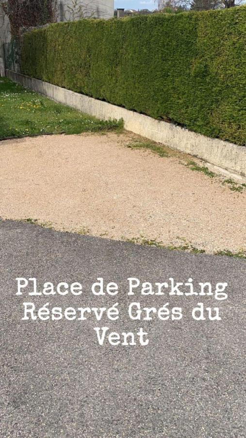 Апартаменты Au Gres Du Vent Ruy-Montceau Экстерьер фото